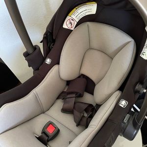 Nunu Car seat !